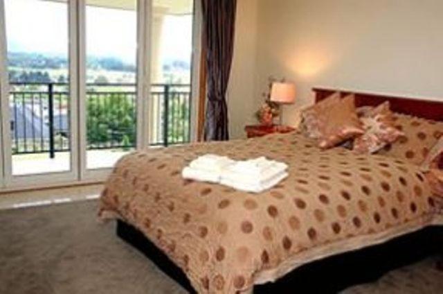 Angel Luxury Lodge Blenheim Room photo